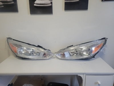 For 2015-2018 Ford Focus Headlights HeadLamp Left+Right W/O DRL SEE PICS