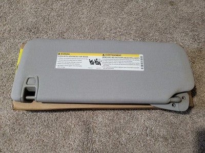 23459643 Right Side Sunvisor Fit For 2015-2019 Chevy Silverado 1500 2500 READ