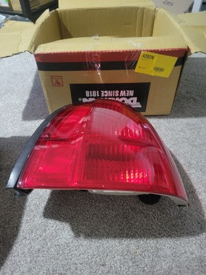 Passenger Side Outer Tail Light For 2006-2008 Honda Civic Sedan Right RH