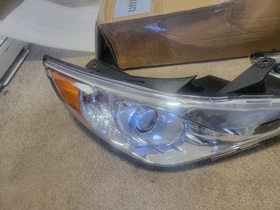 2011-2014 Hyundai Sonata Chrome Housing Amber Corner Headlights FLAWED