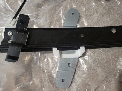 Front Right Power Window Regulator w/Motor For 2014-18 Silverado GMC Sierra 1500