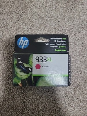 HP 933XL Magenta OfficeJet Ink Cartridge - EXP: 10/2025