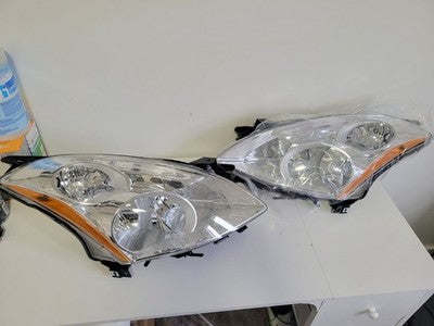 For 2010-2012 Nissan Altima Sedan Halogen Headlights Replacement Headlamps Pair