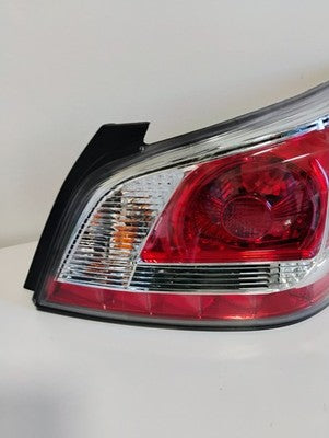 Right Tail Light for 2013-2015 Nissan Altima Halogen Standard Type 265509HM0A