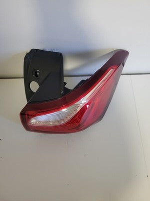 Right Outer Halogen Tail Light for 2018-2021 Chevy Equinox Passenger GM2805132