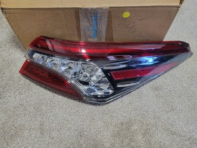 2021-2024 Toyota Camry Right RH Passenger Side FULL LED Taillight CHIPPED