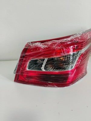Fit For Nissan Sentra 2016-2018 Red Right Passenger Side Taillight Brake Lamps