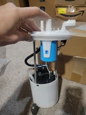 Fuel Pump Assembly w/ Sending Unit For 2011-2014 Ford F150 V8 6.2L E2545M