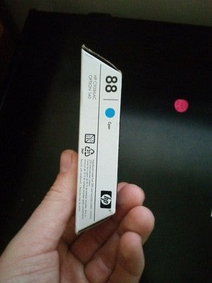 Genuine HP 88 Cyan C9386AC Officejet Ink Cartridge New Sealed Expired 12/2013