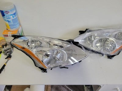 For 2010-2012 Nissan Altima Sedan Halogen Headlights Replacement Headlamps Pair