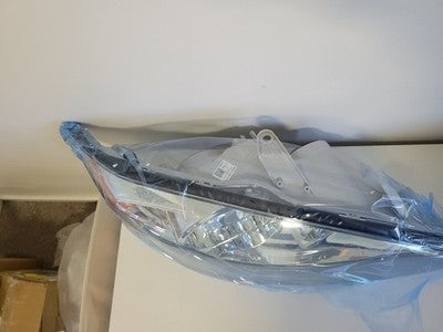 2002-2004 Toyota Camry Headlights Pair Chrome Clear Housing Set Left TO2502137